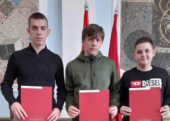 Smiljkoviću, Zagorcu i Vranjancu uručene stipendije grada Kruševca