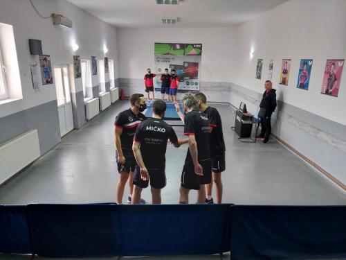 Proleter 2:4 Napad (4. kolo)